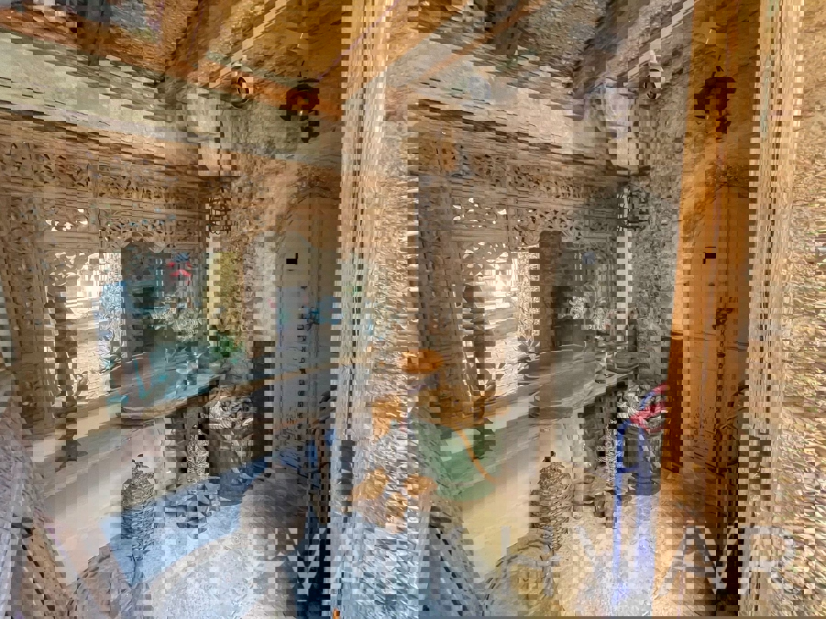 Casa in pietra nel cuore della Città Vecchia