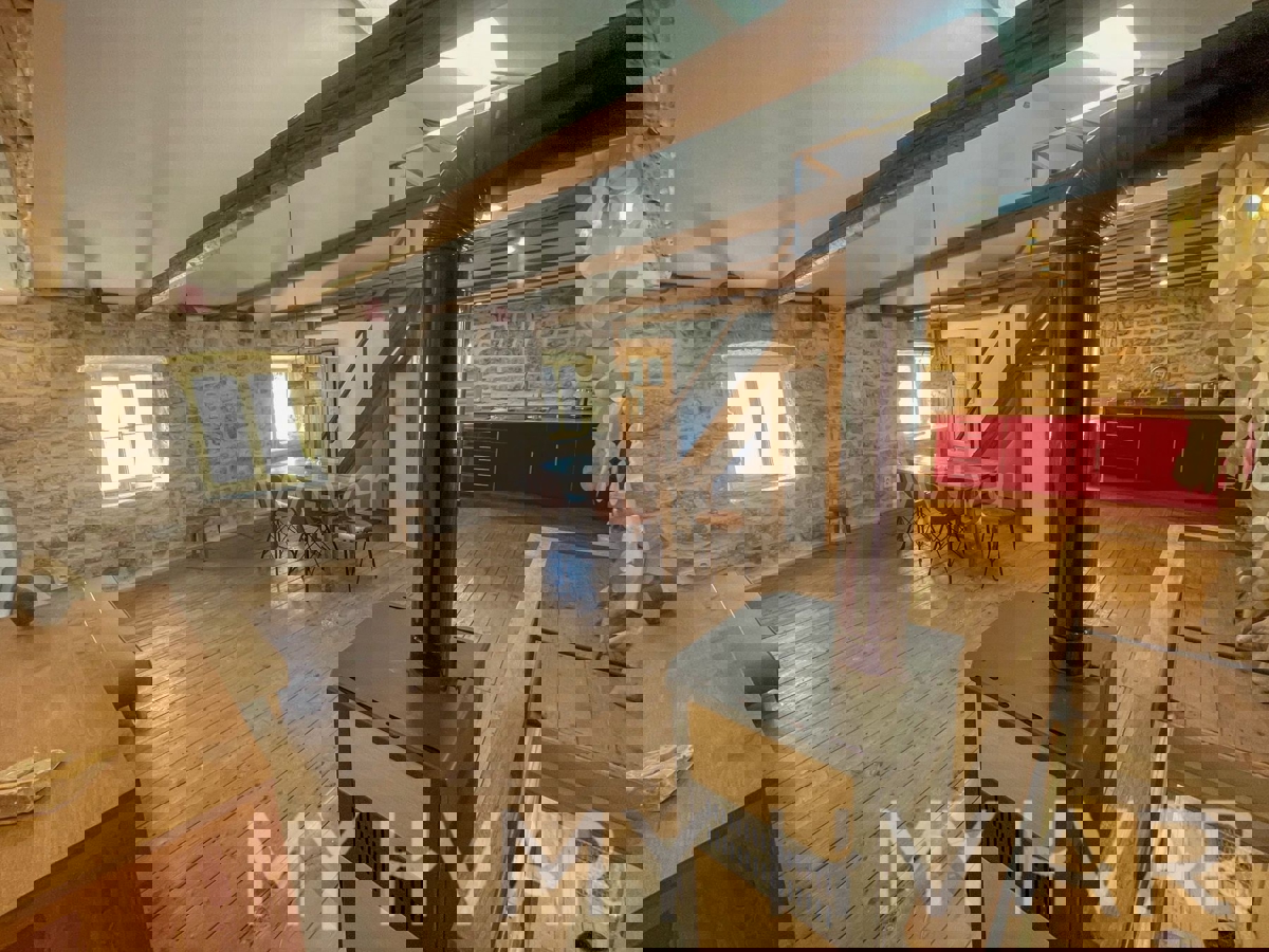 Casa in pietra nel cuore della Città Vecchia