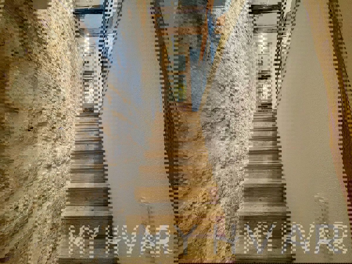 Casa in pietra nel cuore della Città Vecchia