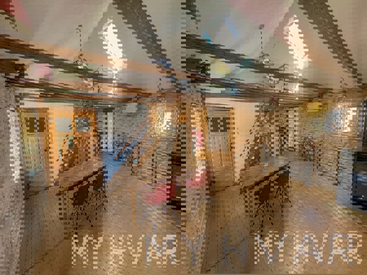 Casa in pietra nel cuore della Città Vecchia