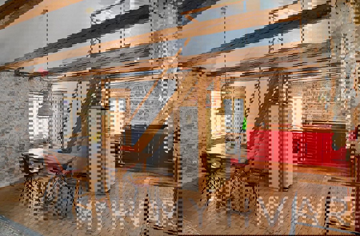 Casa in pietra nel cuore della Città Vecchia