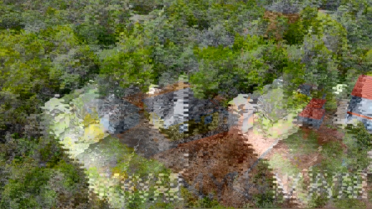 Casa indipendente a Mudri Dolac