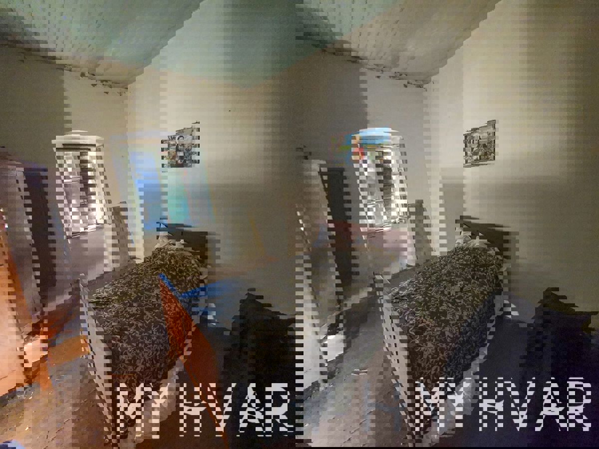 Casa in pietra a Zastražišće