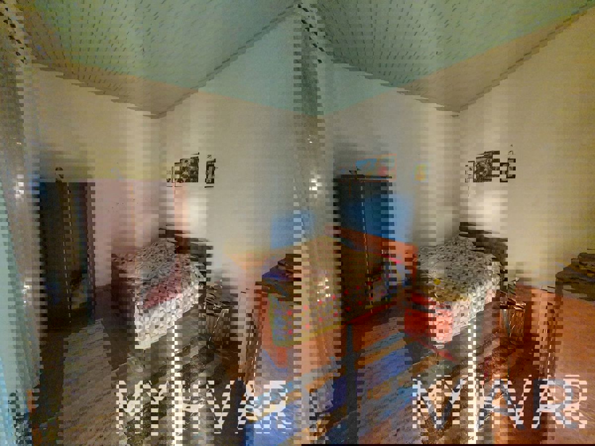 Casa in pietra a Zastražišće