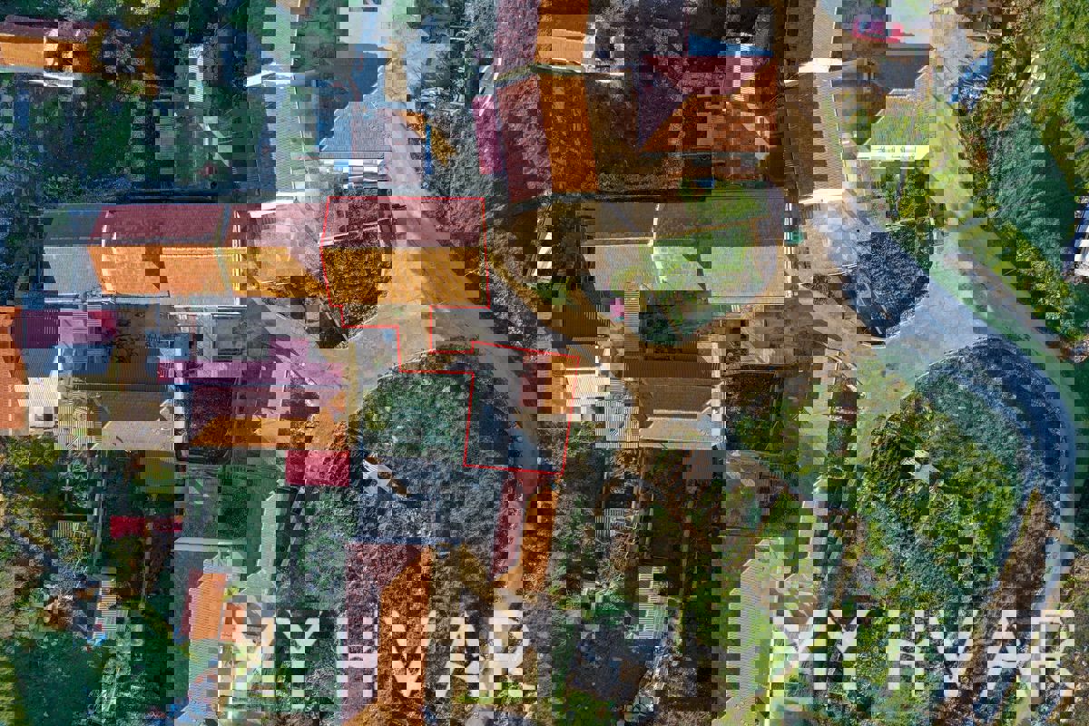 Casa in pietra a Zastražišće