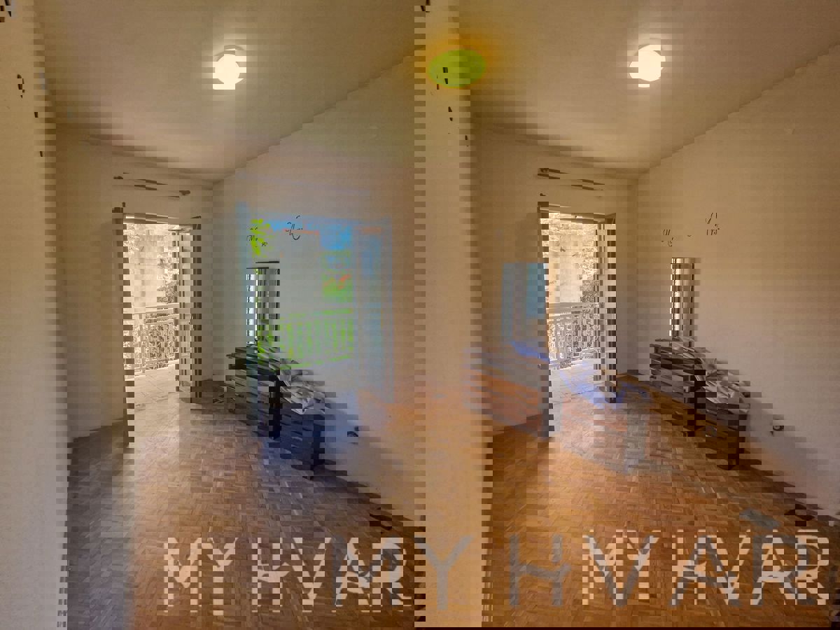 Appartamento al piano terra a Gelsa