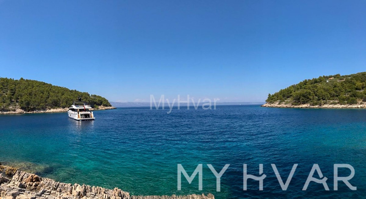 Terreno edificabile in riva al mare a Korčula