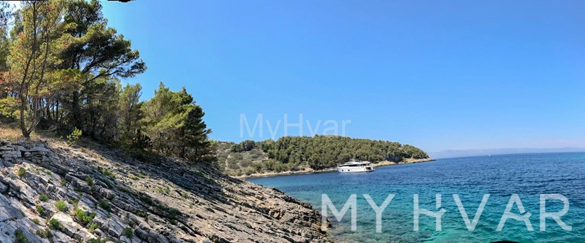 Terreno edificabile in riva al mare a Korčula