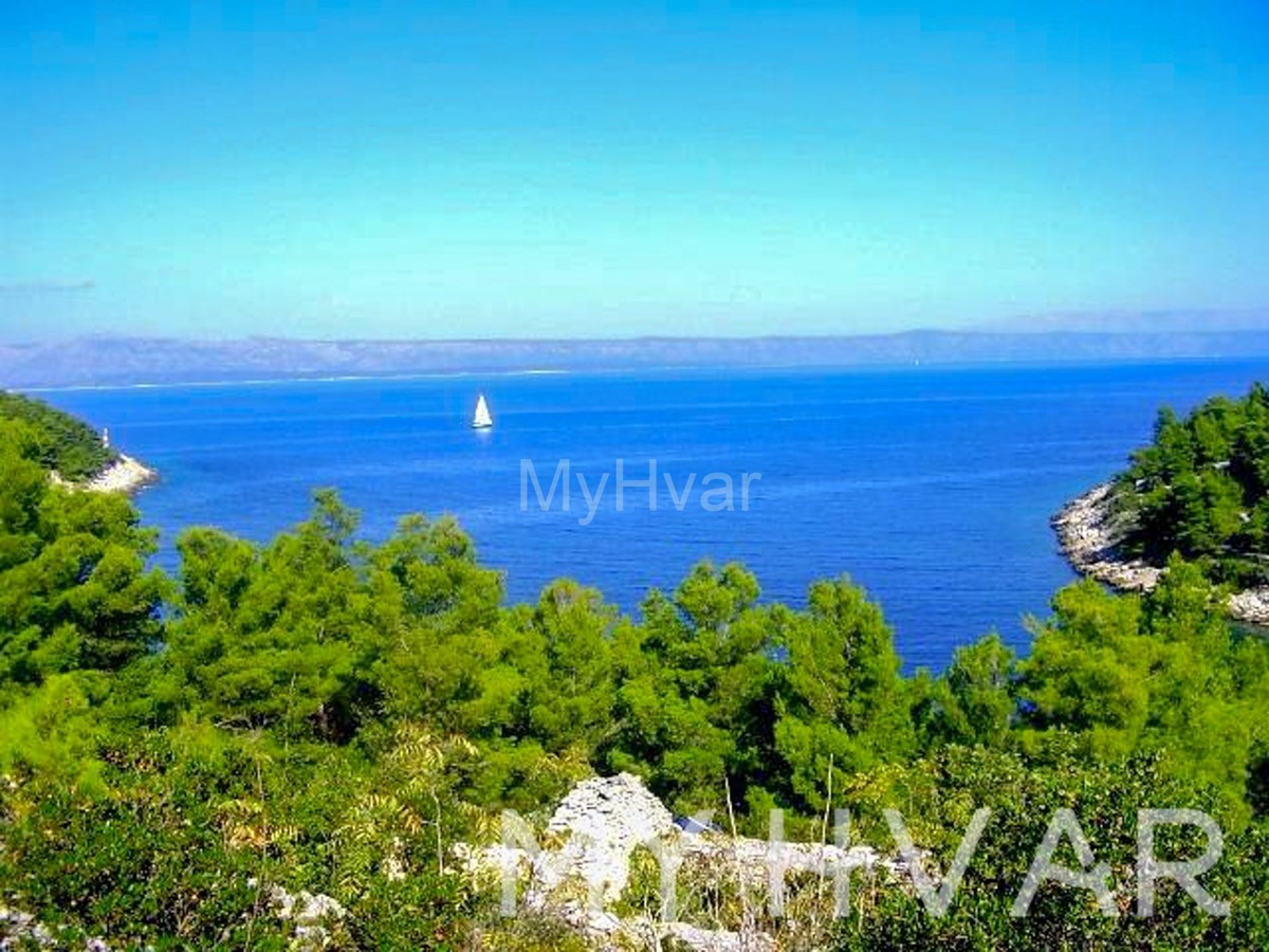 Terreno edificabile in riva al mare a Korčula