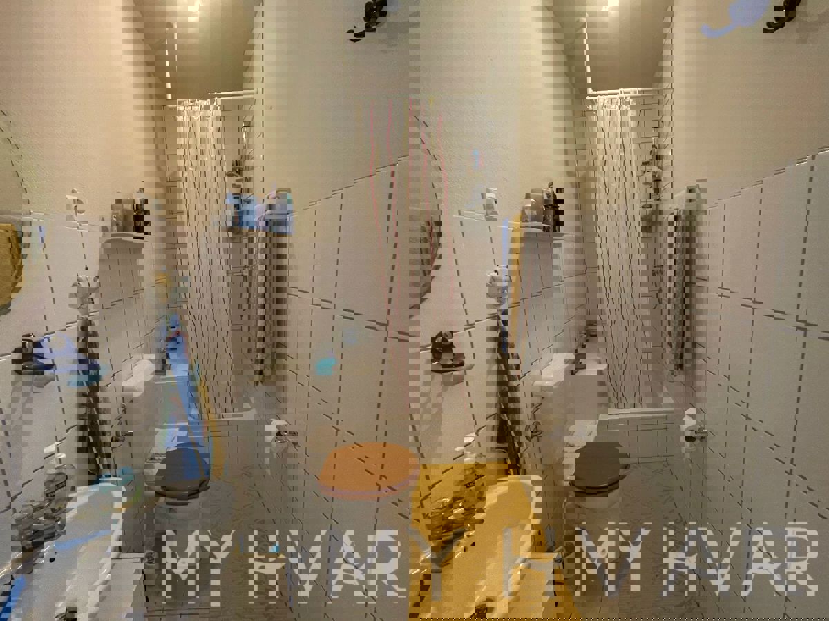 Appartamento familiare con vista mare a Jelsa