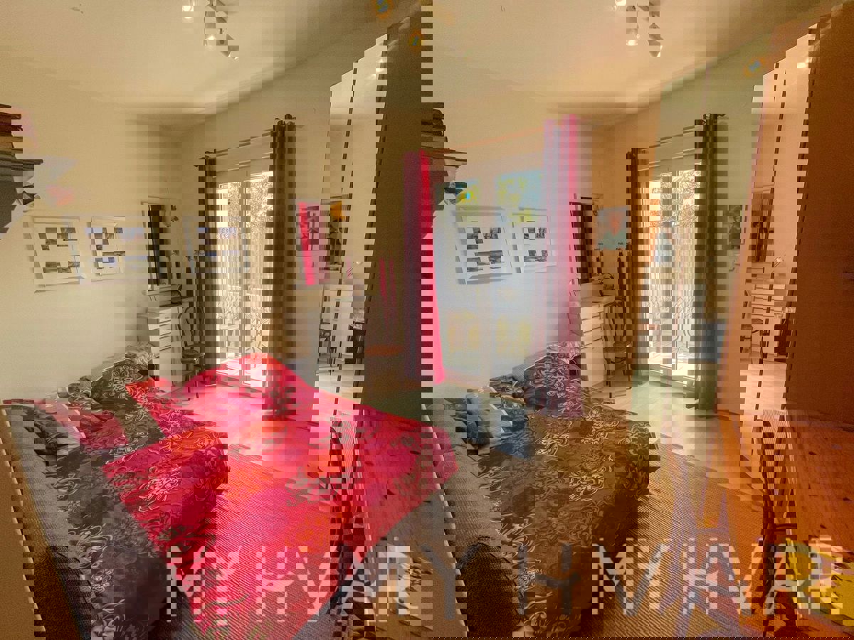 Appartamento familiare con vista mare a Jelsa