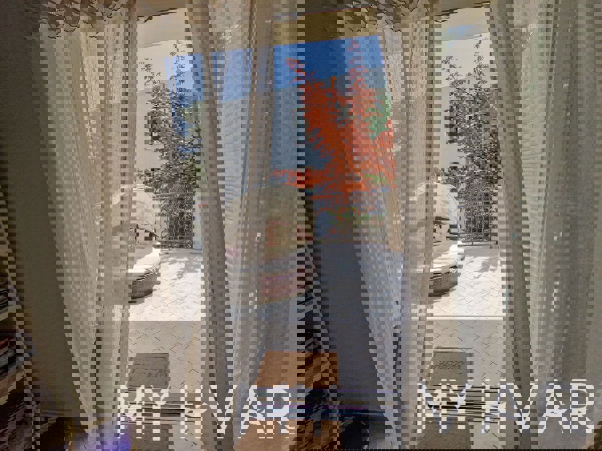 Villa con piscina a Vitarnja