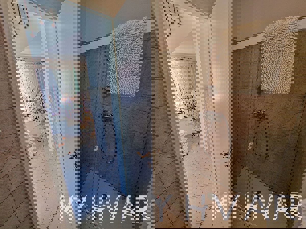 Villa con piscina a Vitarnja