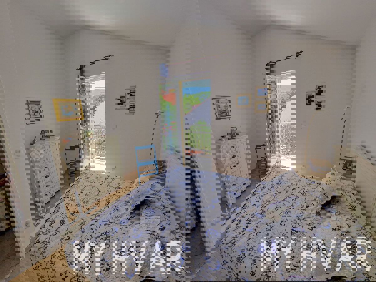 Villa con piscina a Vitarnja