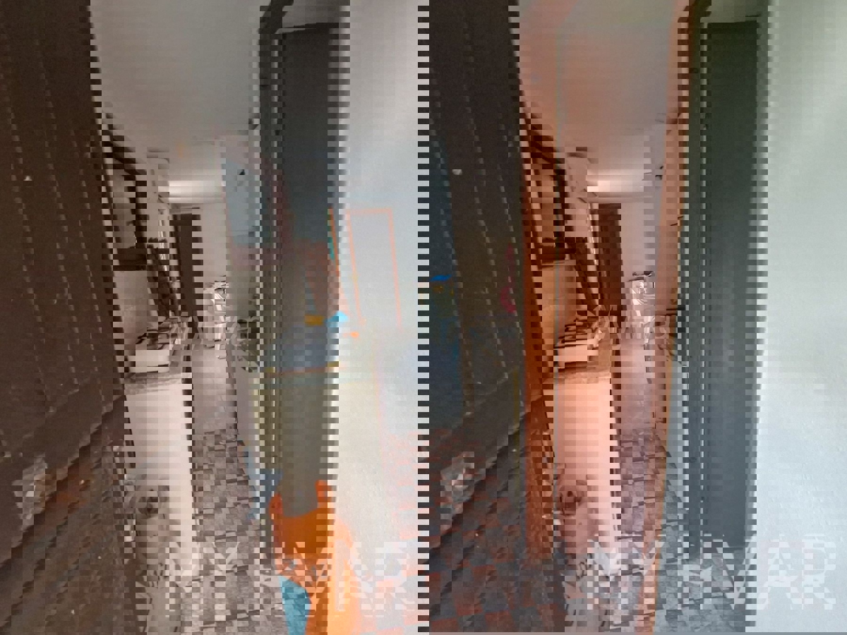 Appartamento in casa prima fila mare