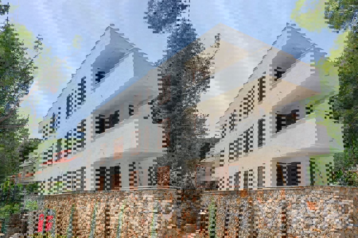 Condominio a Vitarnja