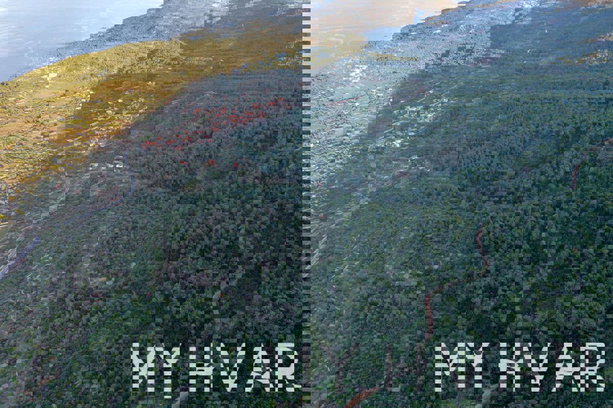 Terreno agricolo edificabile a Poljica