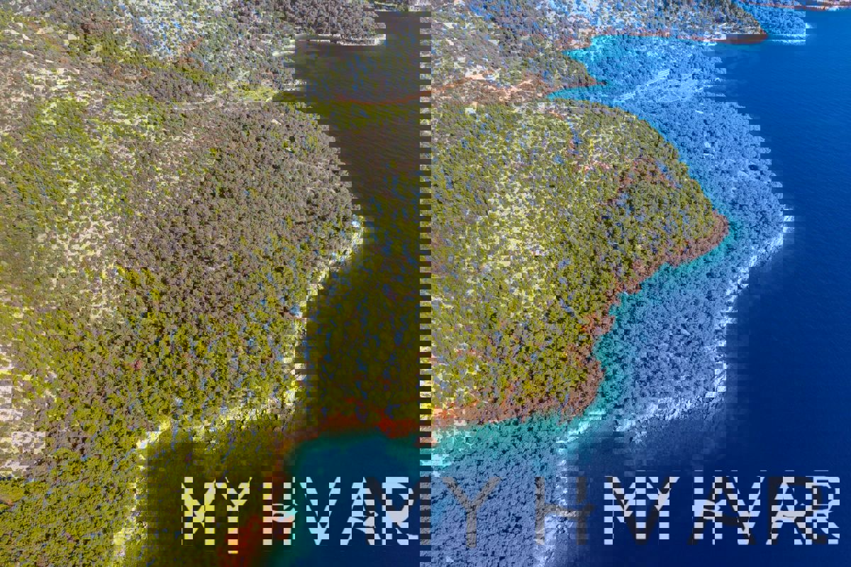 Terreno con baia privata