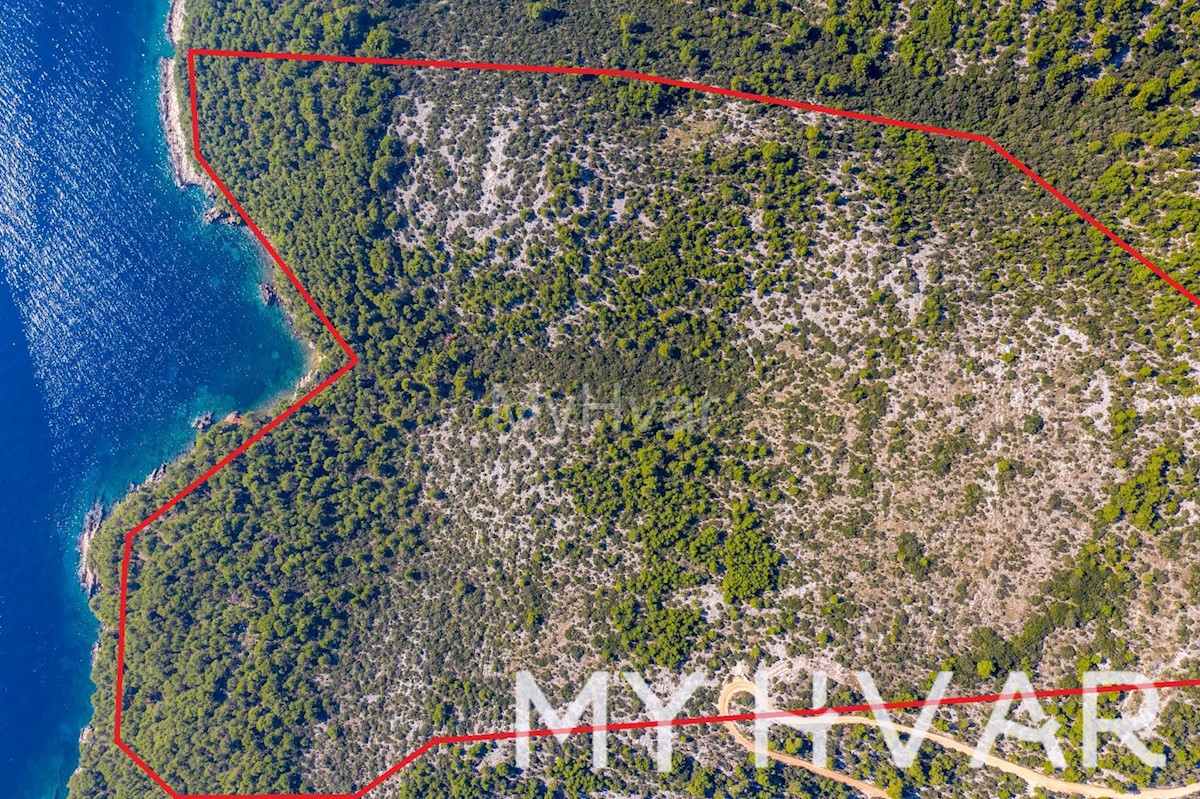Terreno con baia privata