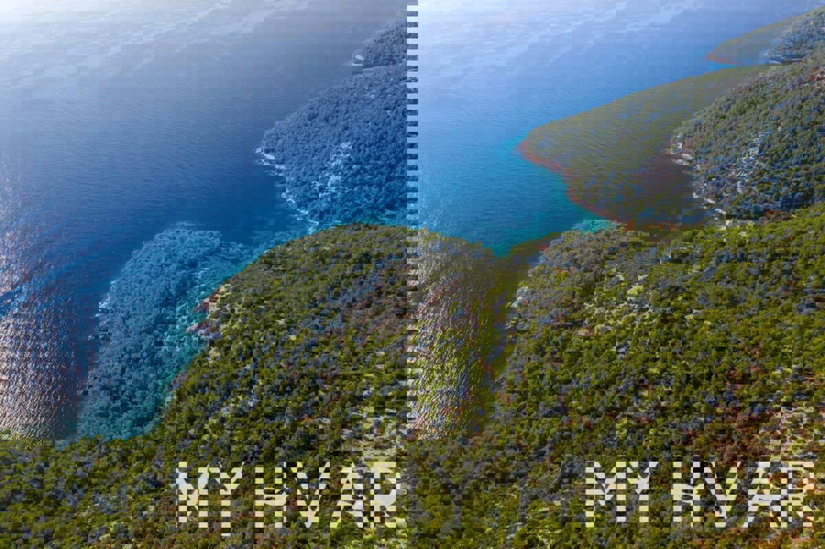 Terreno con baia privata