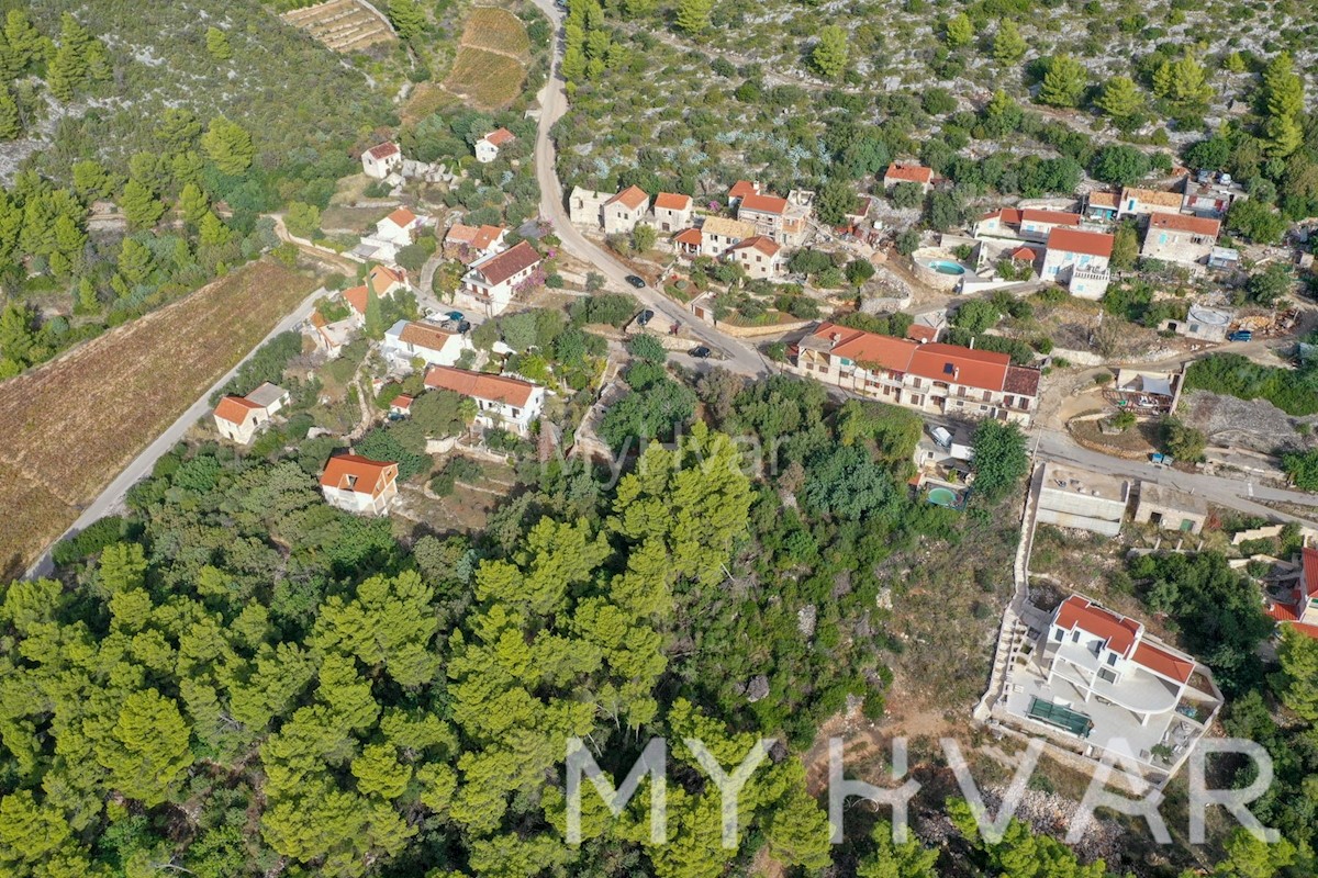 Terreno edificabile con vista mare Zavala ovest