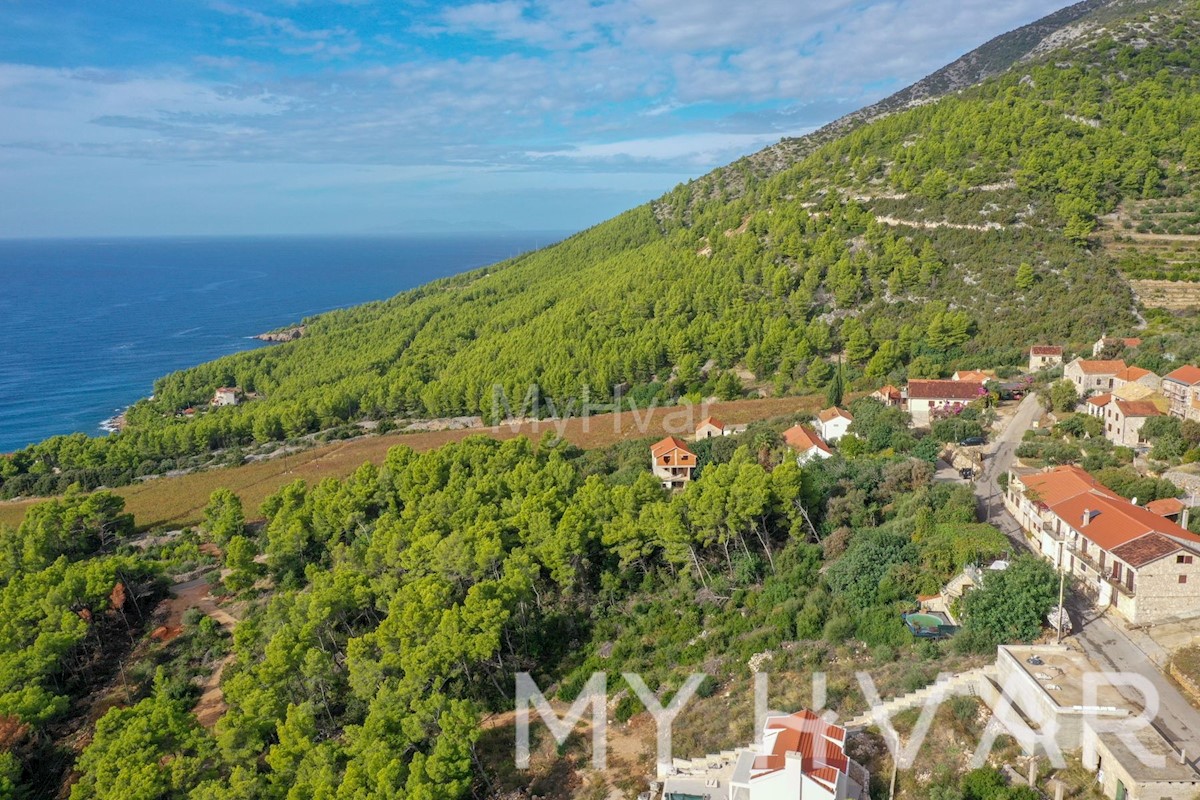 Terreno edificabile con vista mare Zavala ovest