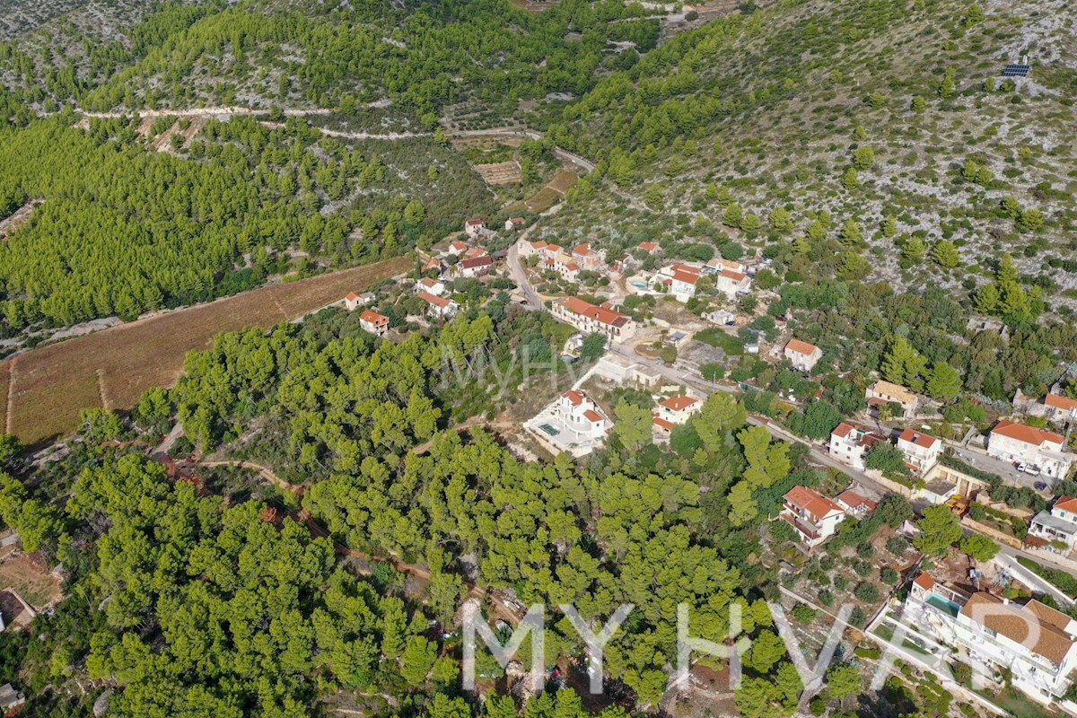 Terreno edificabile con vista mare Zavala ovest