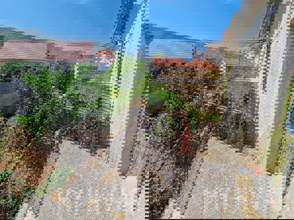 Casa bifamiliare a Banski Dolac