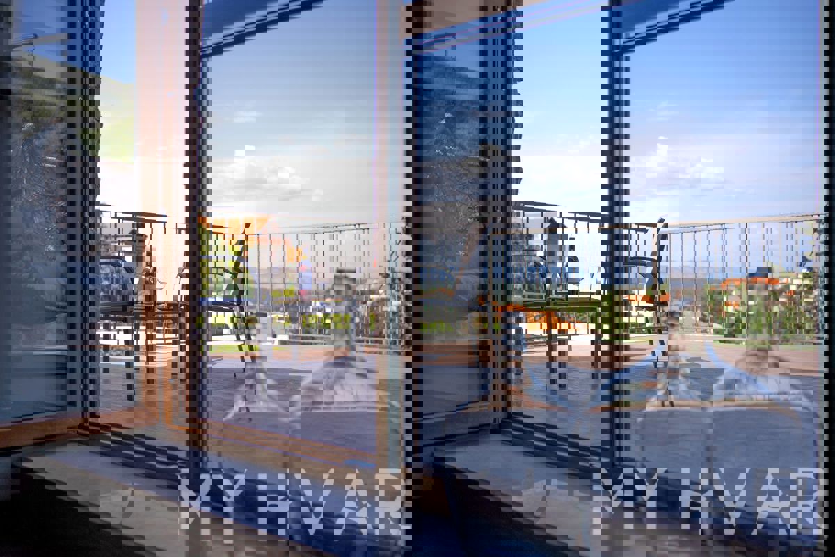 Villa di Campagna di Lusso con Piscina a Dol