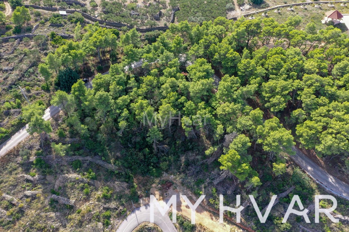 Terreno edificabile a Lučica a Jelsa