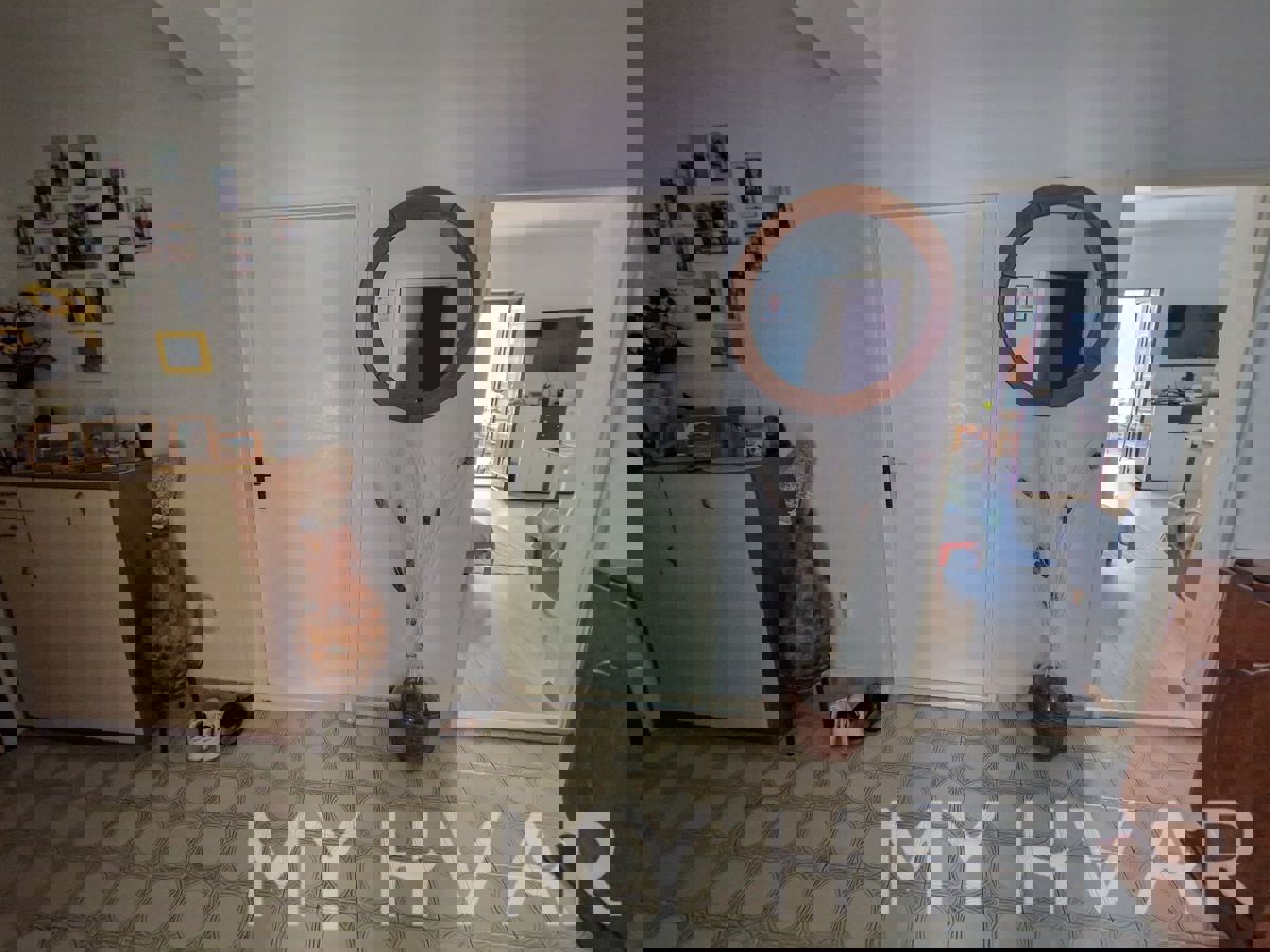 Appartamento al primo piano a Zavala