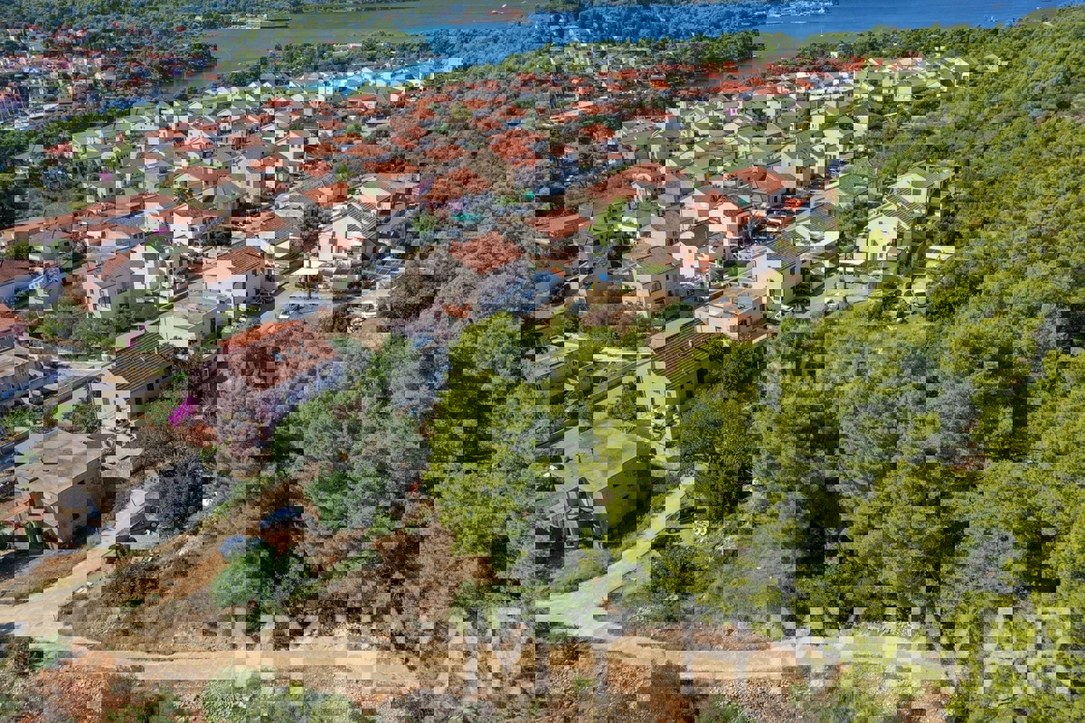 Terreno edificabile con vista mare