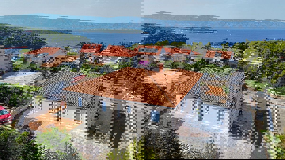 Villa con piscina a Gelsa