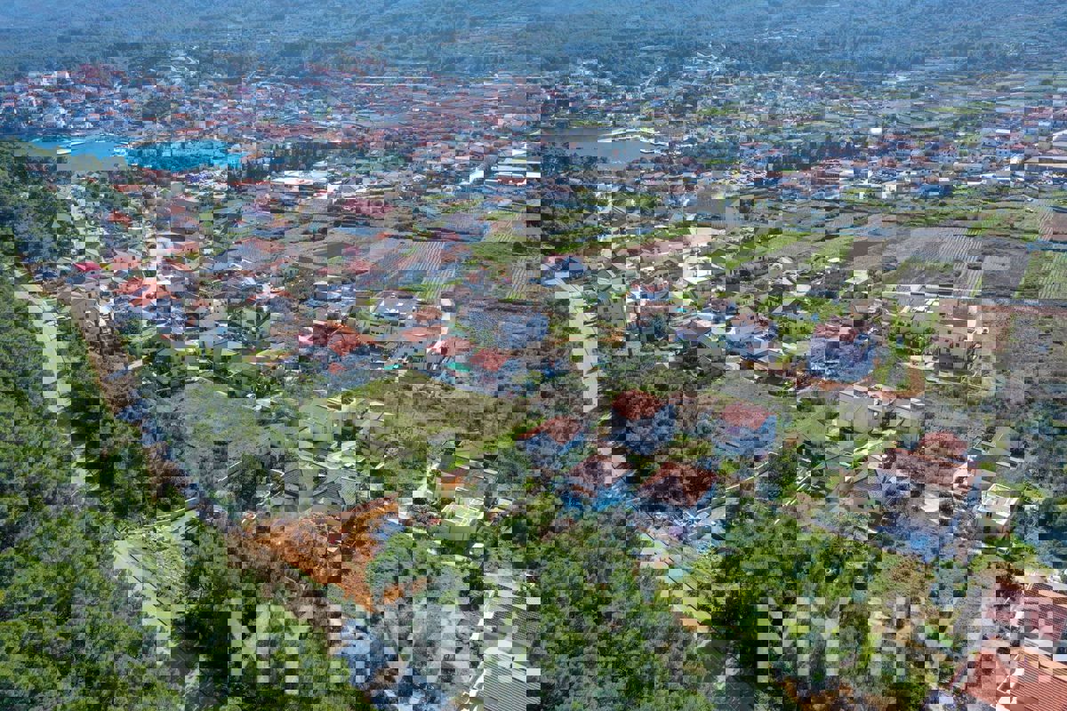 Terreno edificabile Pelinje a Jelsa