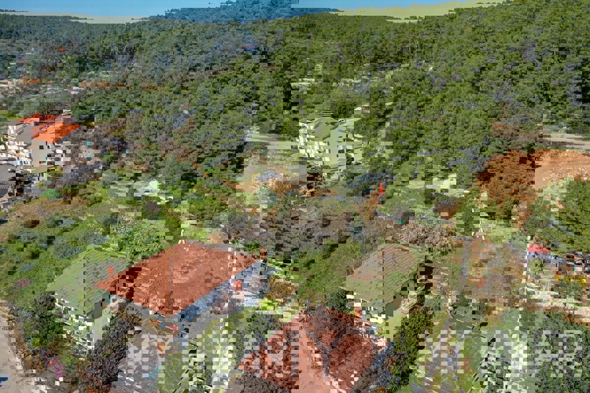 Terreno edificabile Pelinje a Jelsa