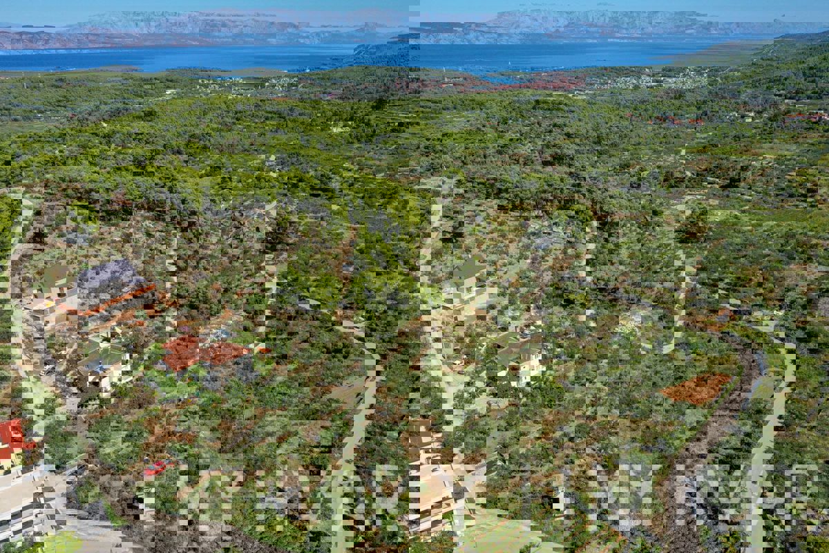 Terreno edificabile all’ingresso di Vrisnik