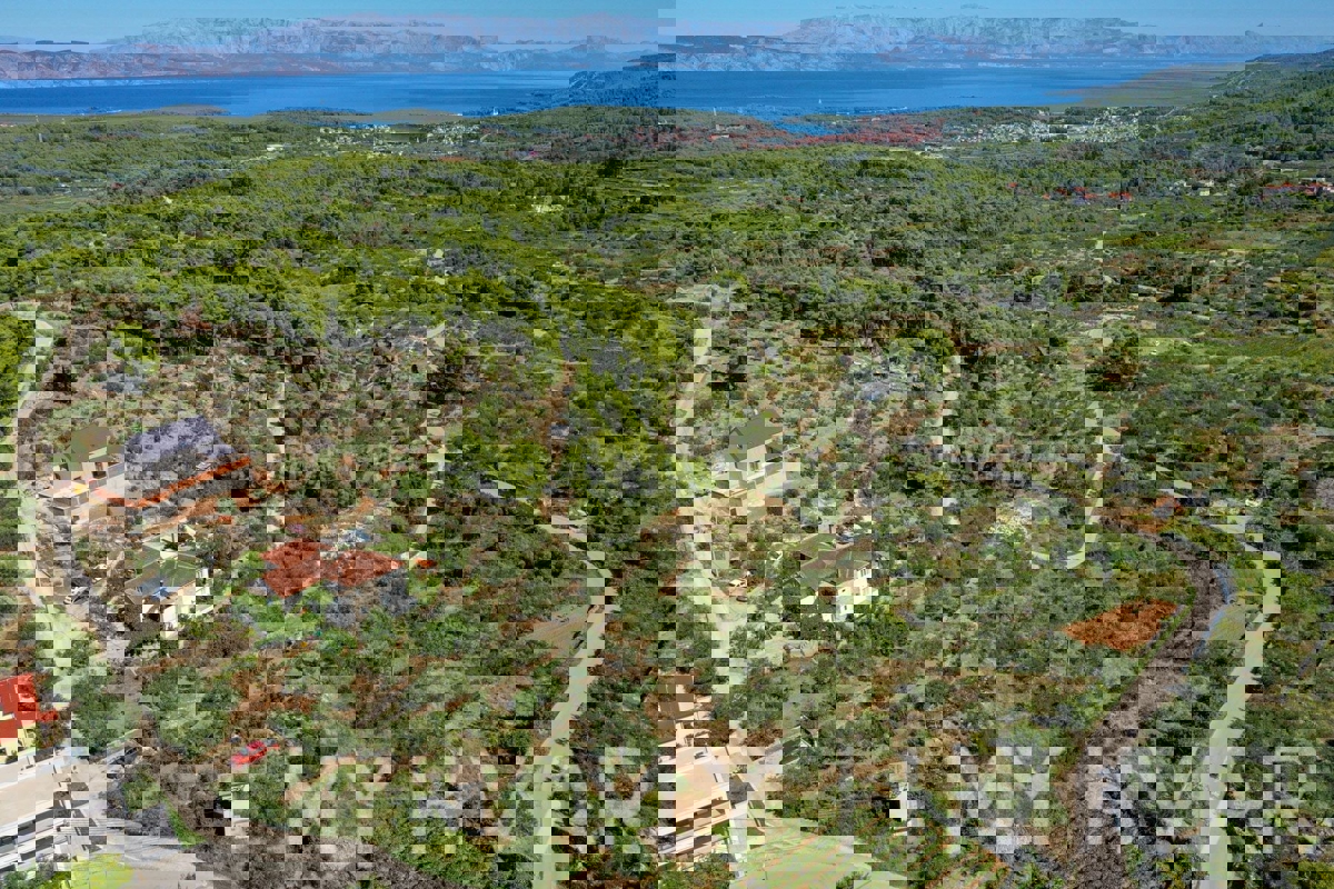 Terreno edificabile all’ingresso di Vrisnik