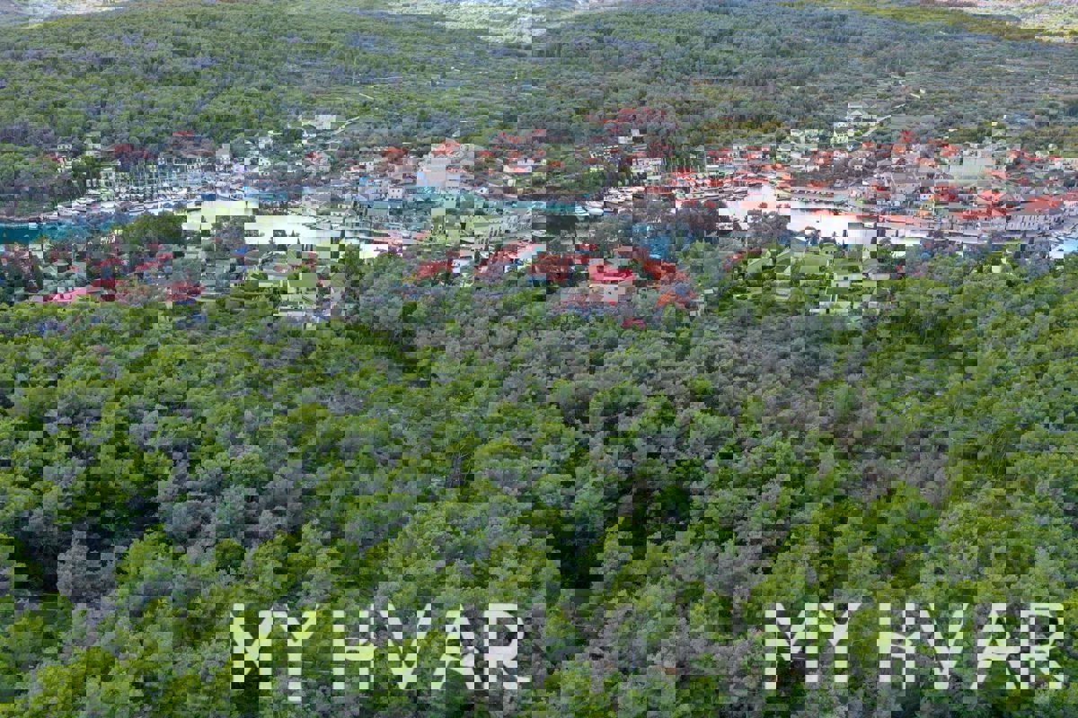 Terreno edificabile a Vrboska #1