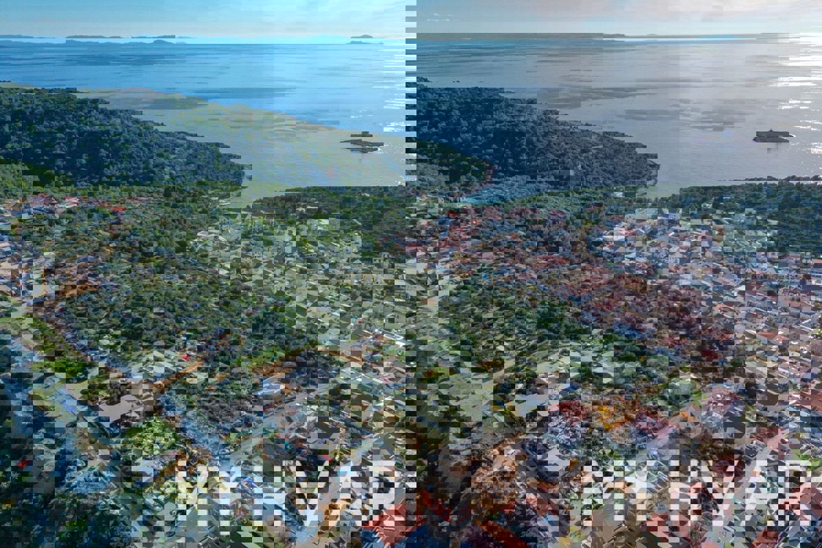 Terreno edificabile nella città di Hvar