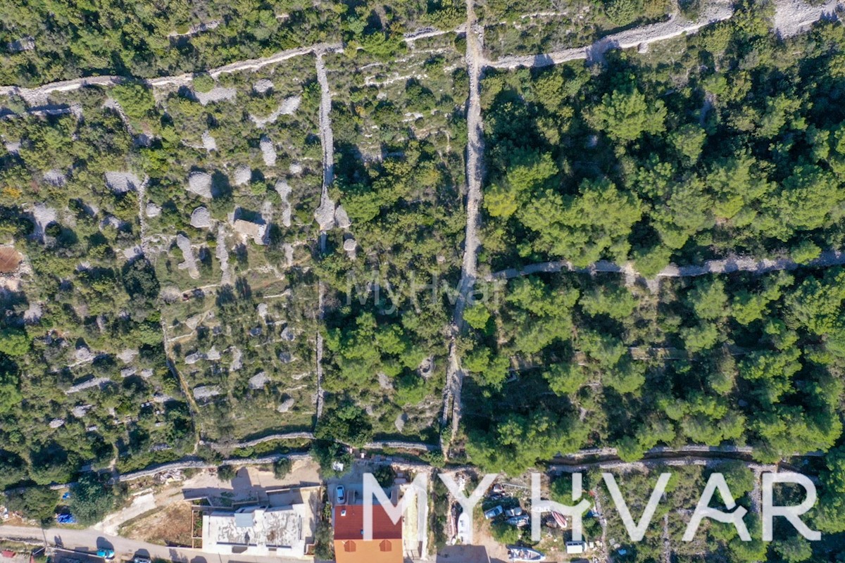 Terreno edificabile nella città di Hvar