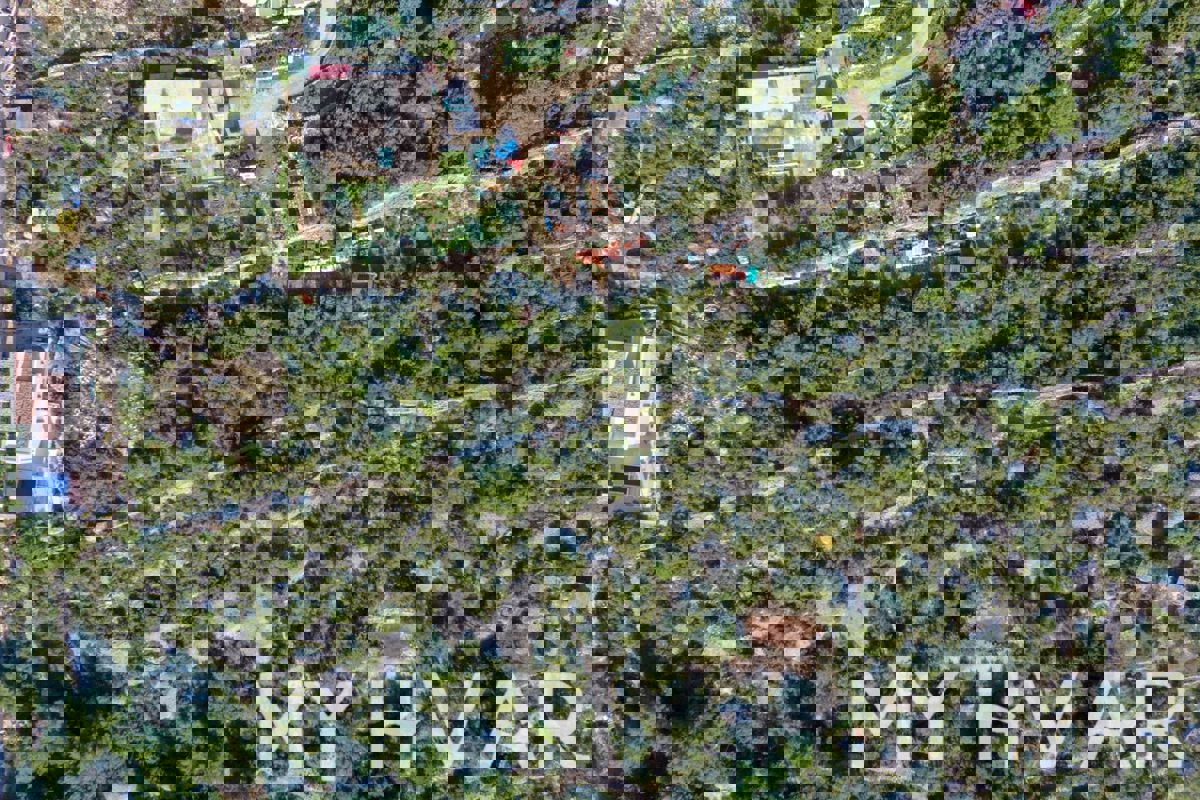 Terreno edificabile nella città di Hvar