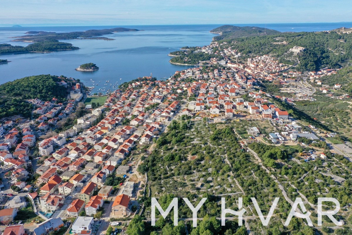 Terreno edificabile nella città di Hvar