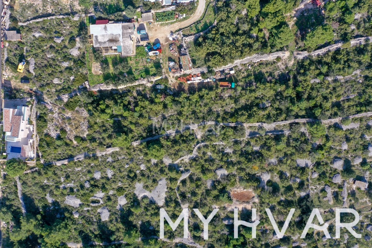 Terreno edificabile nella città di Hvar