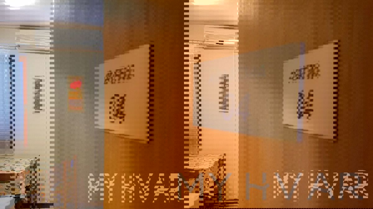 Due appartamenti al primo piano a Jelsa