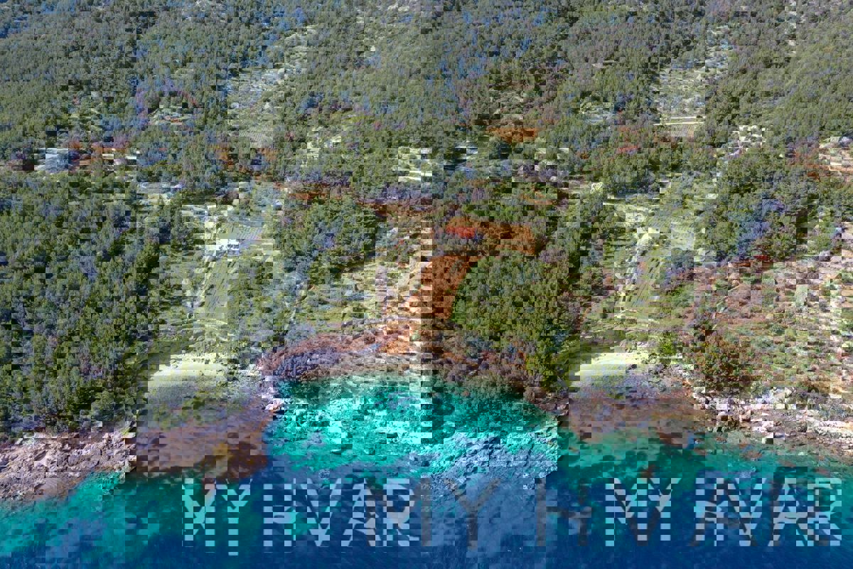 T2 Zona di costruzione Žutica vicino a Gromin Dolac