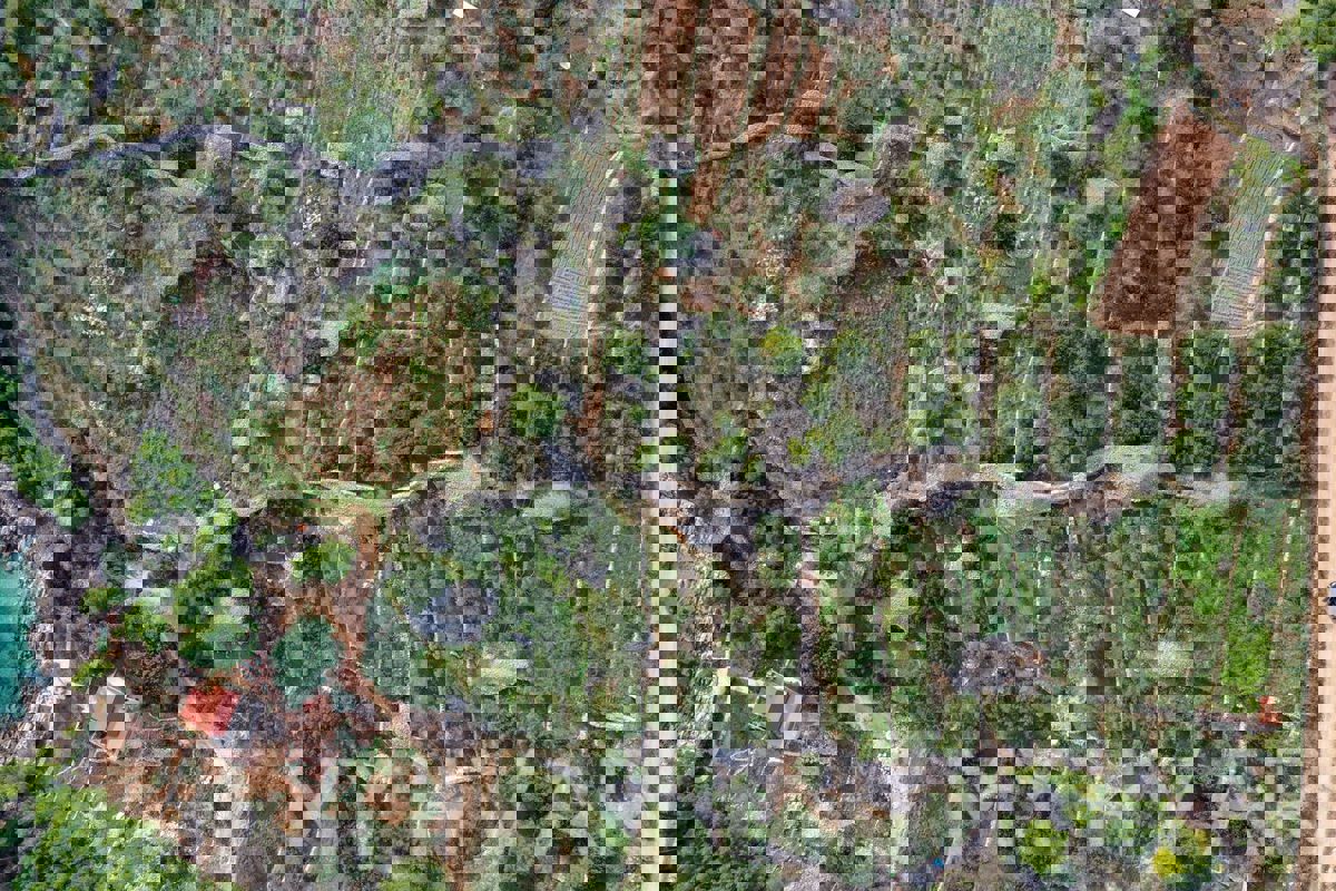 T2 Zona di costruzione Žutica vicino a Gromin Dolac