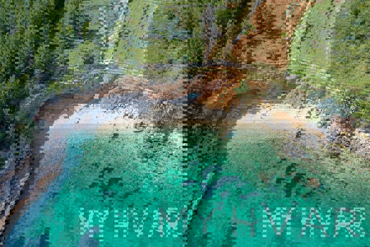 T2 Zona di costruzione Žutica vicino a Gromin Dolac