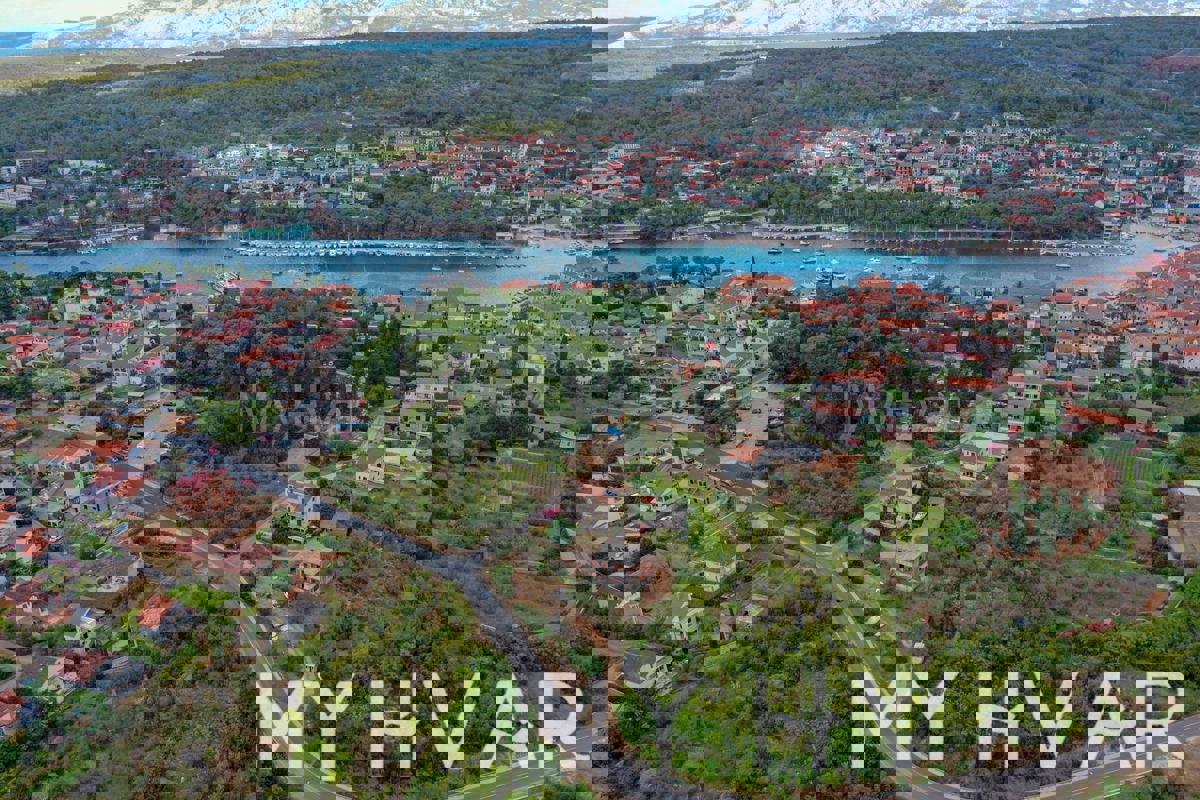 Terreno edificabile a Stari Grad