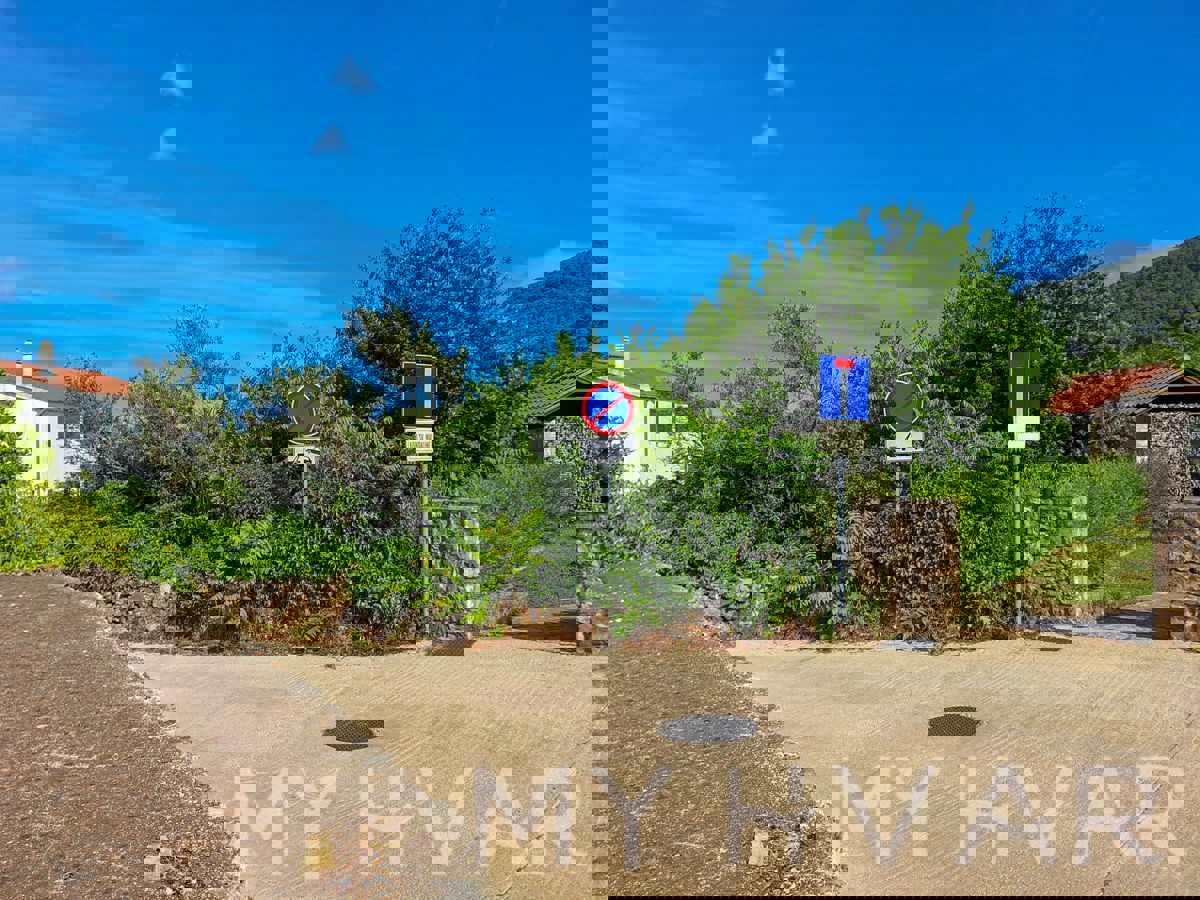 Terreno edificabile a Stari Grad