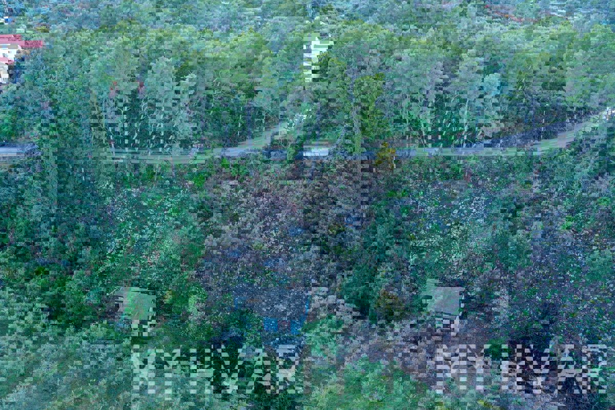 Terreno edificabile nel porto di Stari Grad